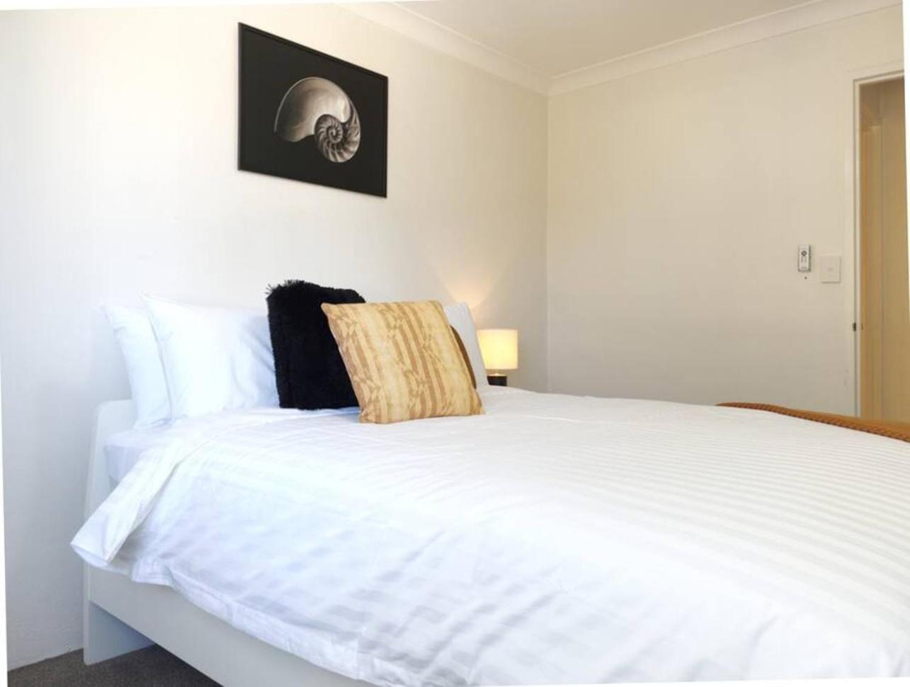 Magical Mcatee W Pool And King Bed Apartment Fremantle Exterior photo