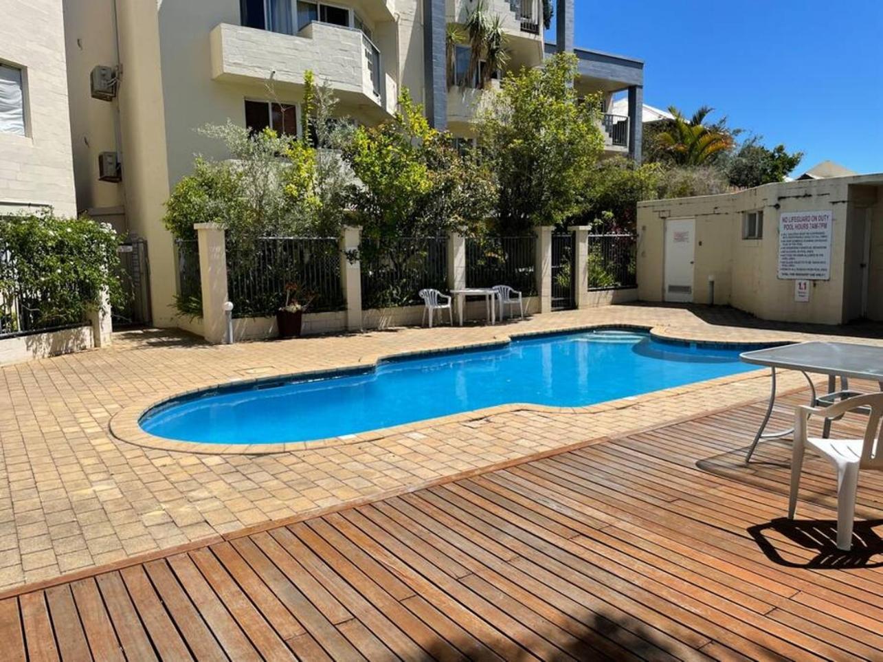 Magical Mcatee W Pool And King Bed Apartment Fremantle Exterior photo